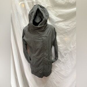 Lululemon size 2 Wrap Up Hoodie